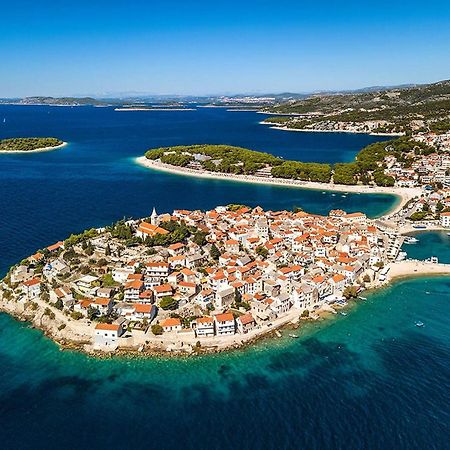 Family Apartments & Rooms Mikelin Primošten Dış mekan fotoğraf