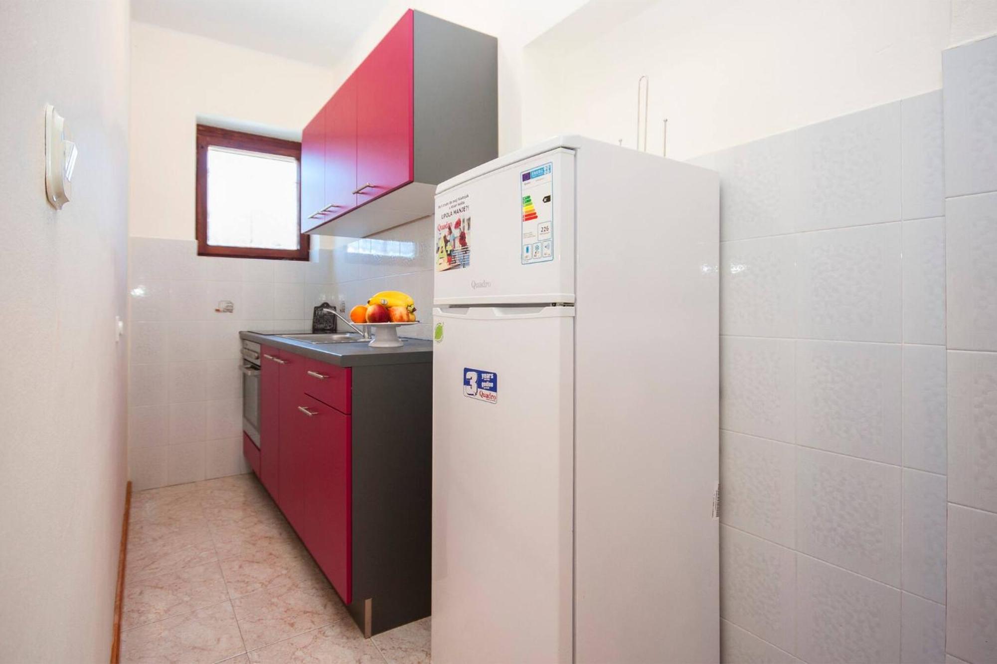 Family Apartments & Rooms Mikelin Primošten Dış mekan fotoğraf